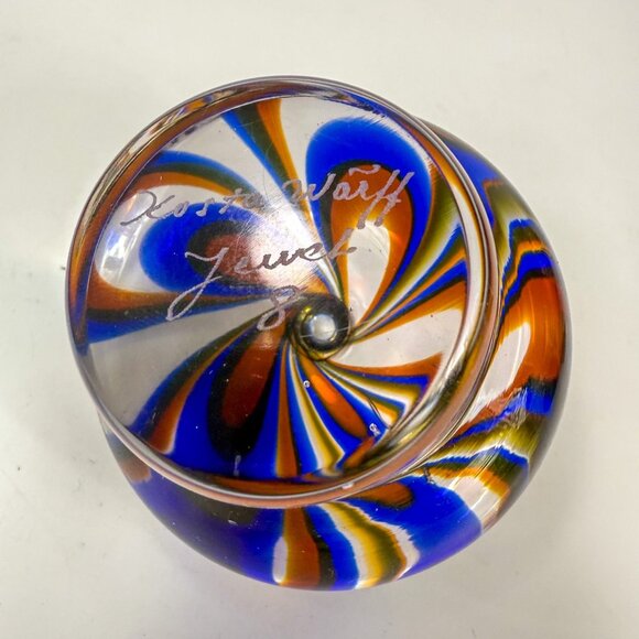 Kosta Boda Blue Swirl Art Glass Warff Jewel Paperweight Sweden Signed - Picture 5 of 5
